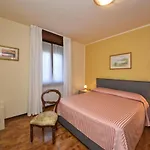 Casa Maria Διαμέρισμα Manerba del Garda